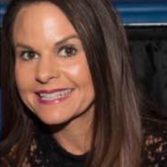 Meet your Posher, Marina - Picture 1 of 1